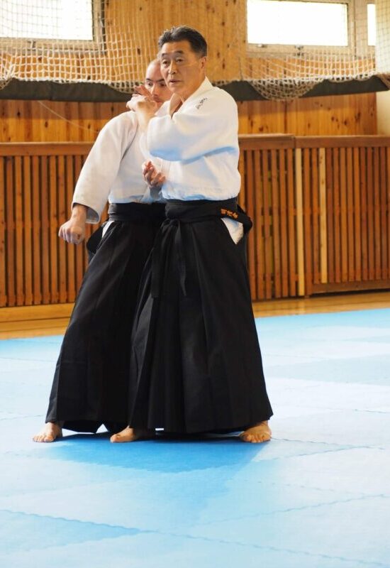 https://aikido-plzen.cz/wp-content/uploads/2022/02/IMG_5555-scaled-e1651449748211-550x800.jpg